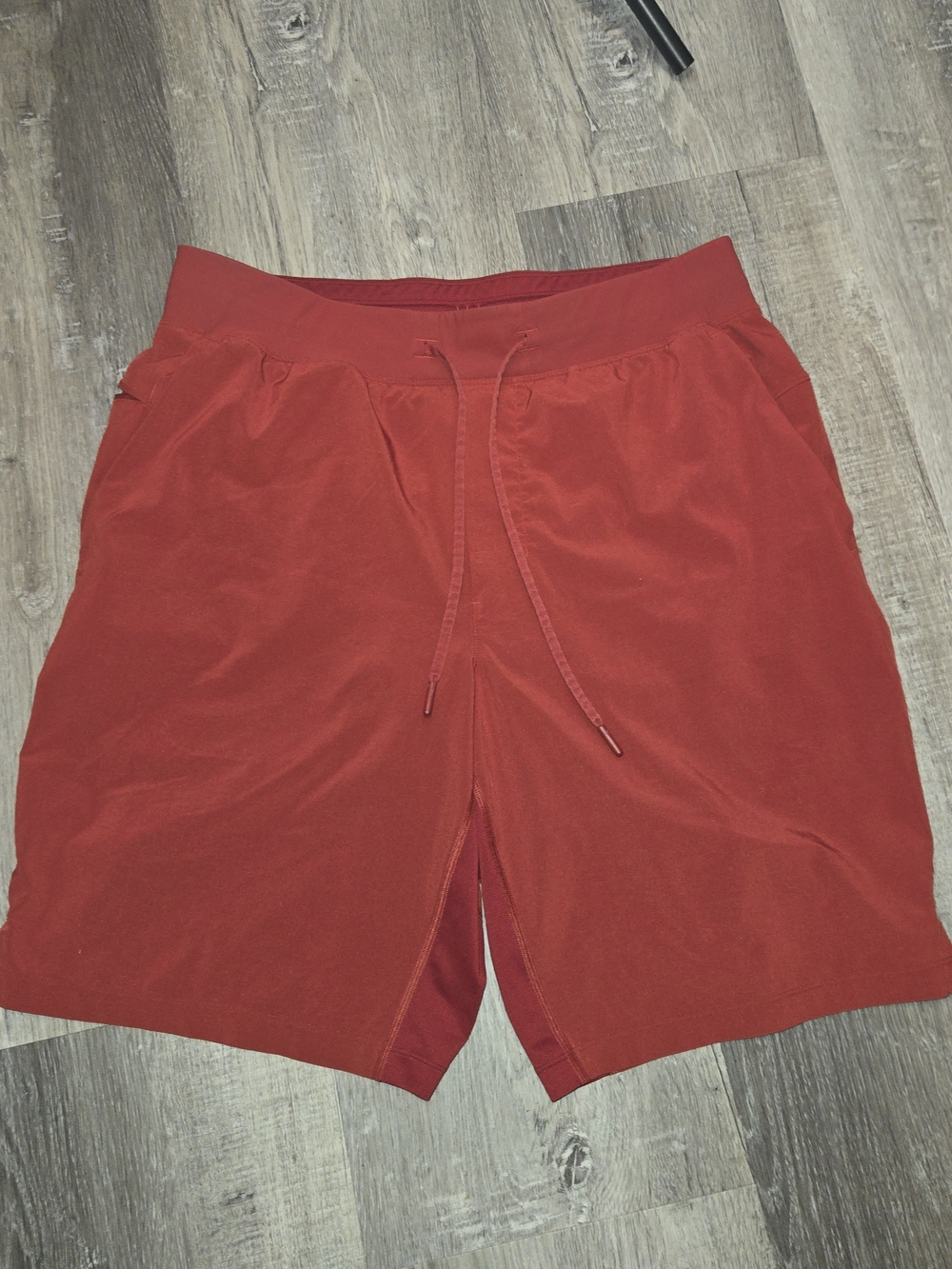 lululemon athletica Men's Drawstring Performance Shorts in Red